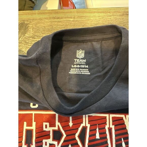 Boys Houston Texans Long Sleeve T-Shirt Size Large(12/14) Navy. NWT. 1 - Picture 3 of 6